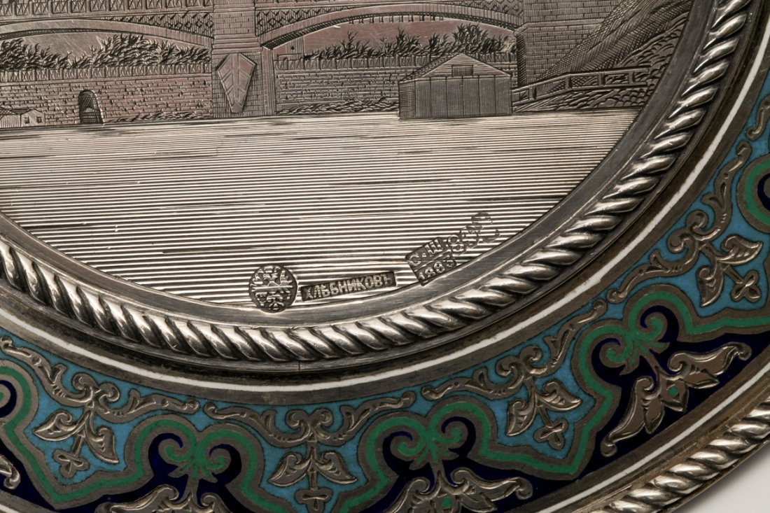 Russian silver and enamel plate. — image 3