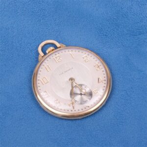 Gold pocket watch.18K. — image 1