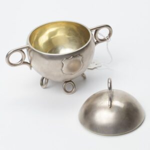 Russian Faberge silver sugar bowl. — image 3