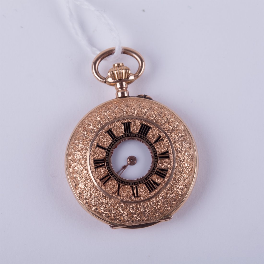 Gold pocket watch. — image 1