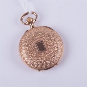 Gold pocket watch. — image 2