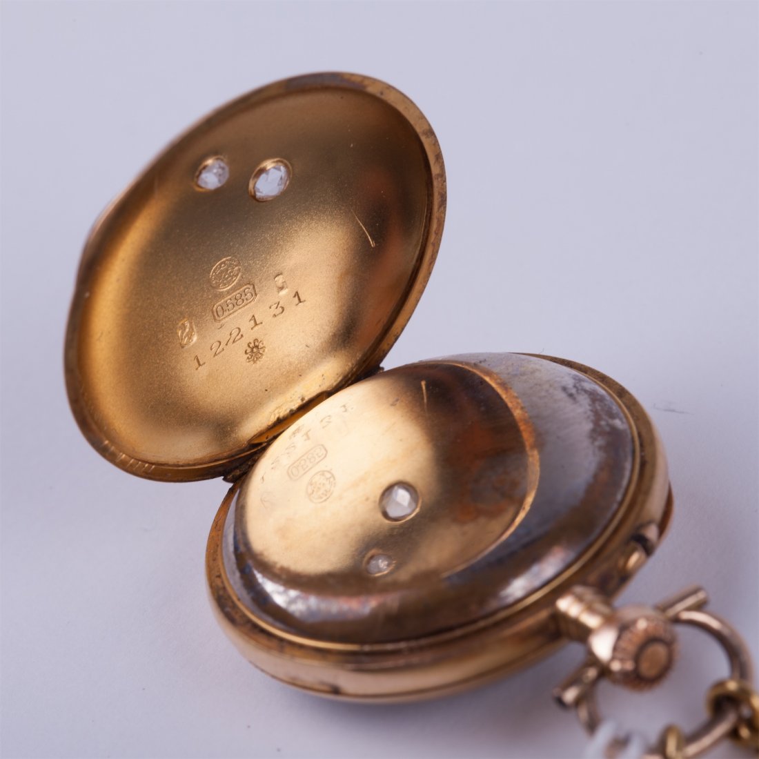 Open face case gold pocket watch — image 5