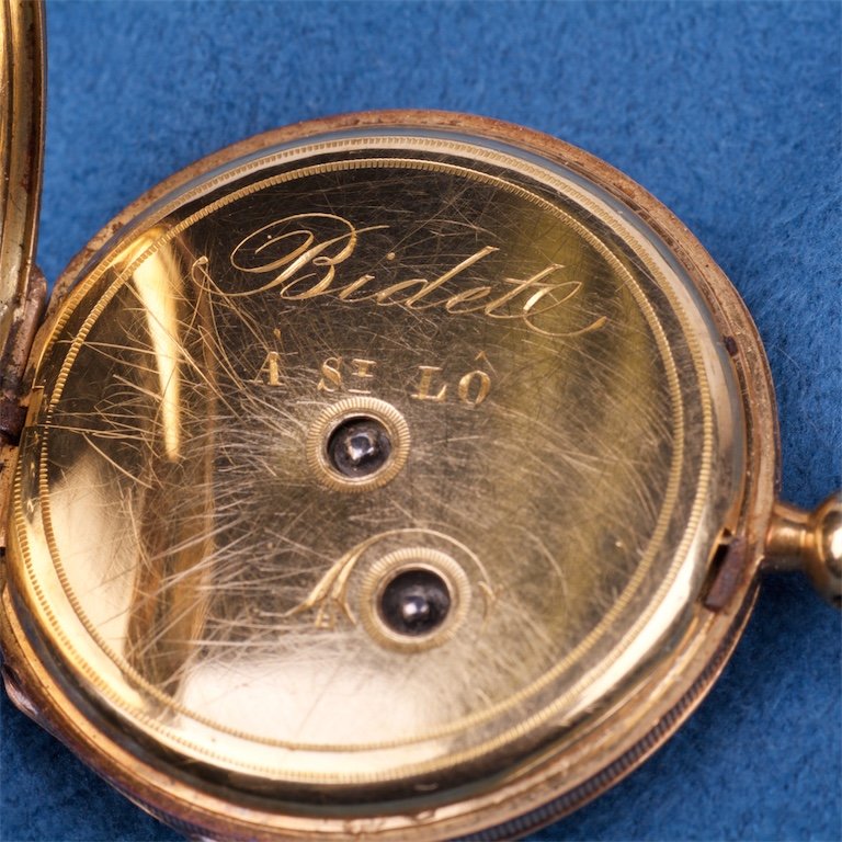 Gold pocket watch. — image 5