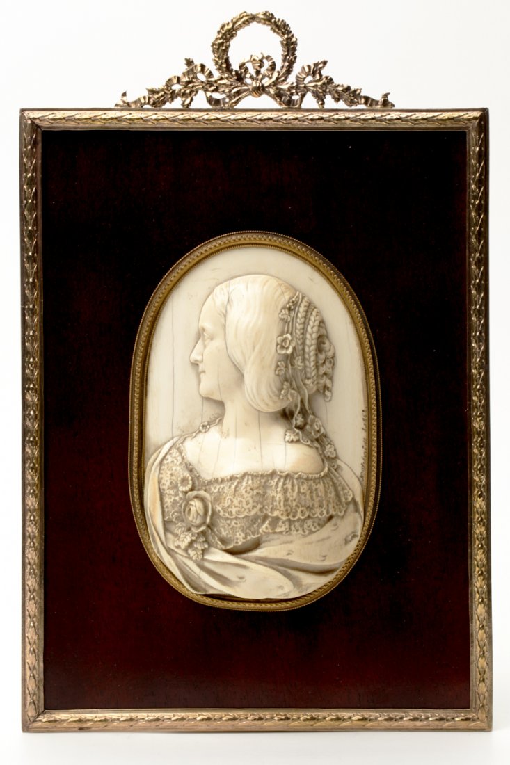 Russian bone carving plaque. — image 1