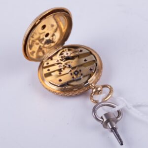 Open face gold pocket watch. — image 6
