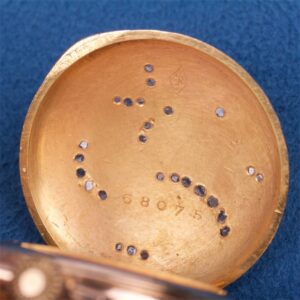 Gold pocket watch with jewels. — image 3