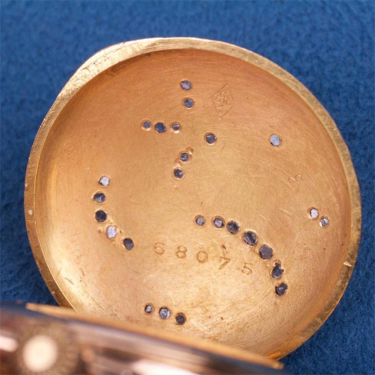 Gold pocket watch with jewels. — image 3