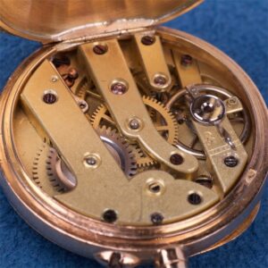 Gold pocket watch with jewels. — image 5