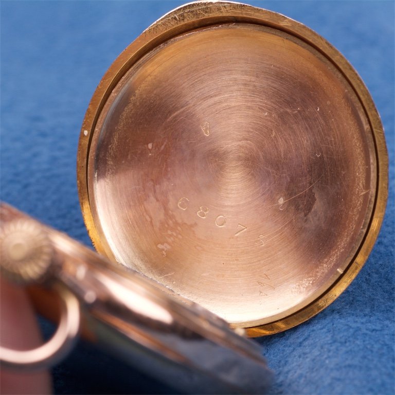 Gold pocket watch with jewels. — image 6