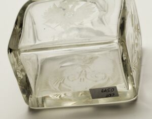 Russian Imperial glass shtof. — image 6