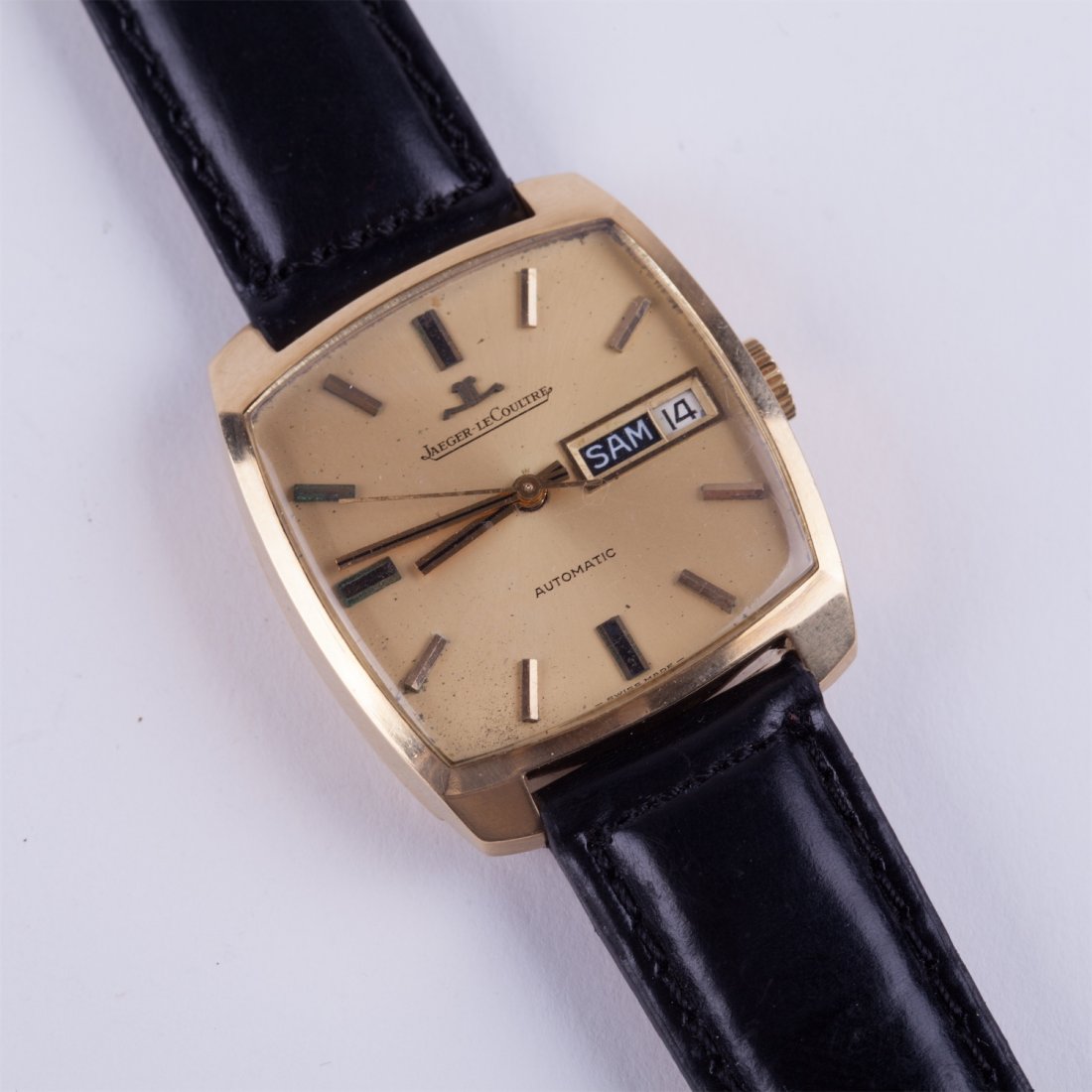 "Jaeger Le Coultre" rectangular automatic gold 18k — image 1