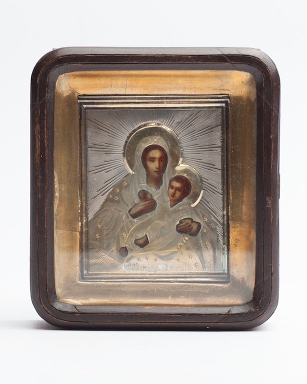 Russian icon of Mother of God. — image 1