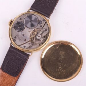 "Cyma" gold 18K mens wristwatch. — image 2