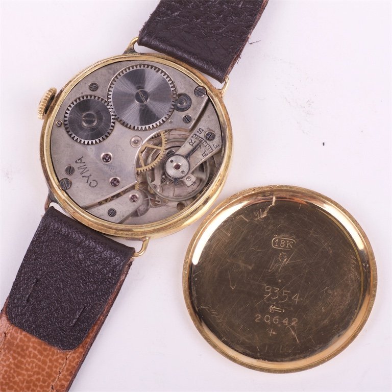 "Cyma" gold 18K mens wristwatch. — image 2