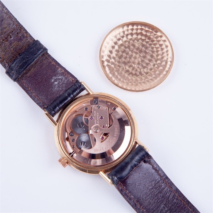 Omega calender automatic gold 18k wristwatch. — image 4