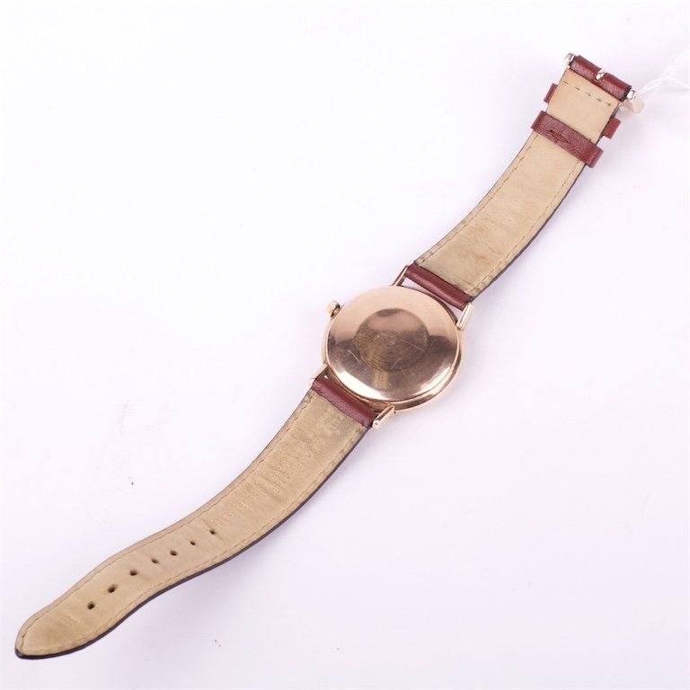 Omega calender automatic gold 18k wristwatch. — image 6