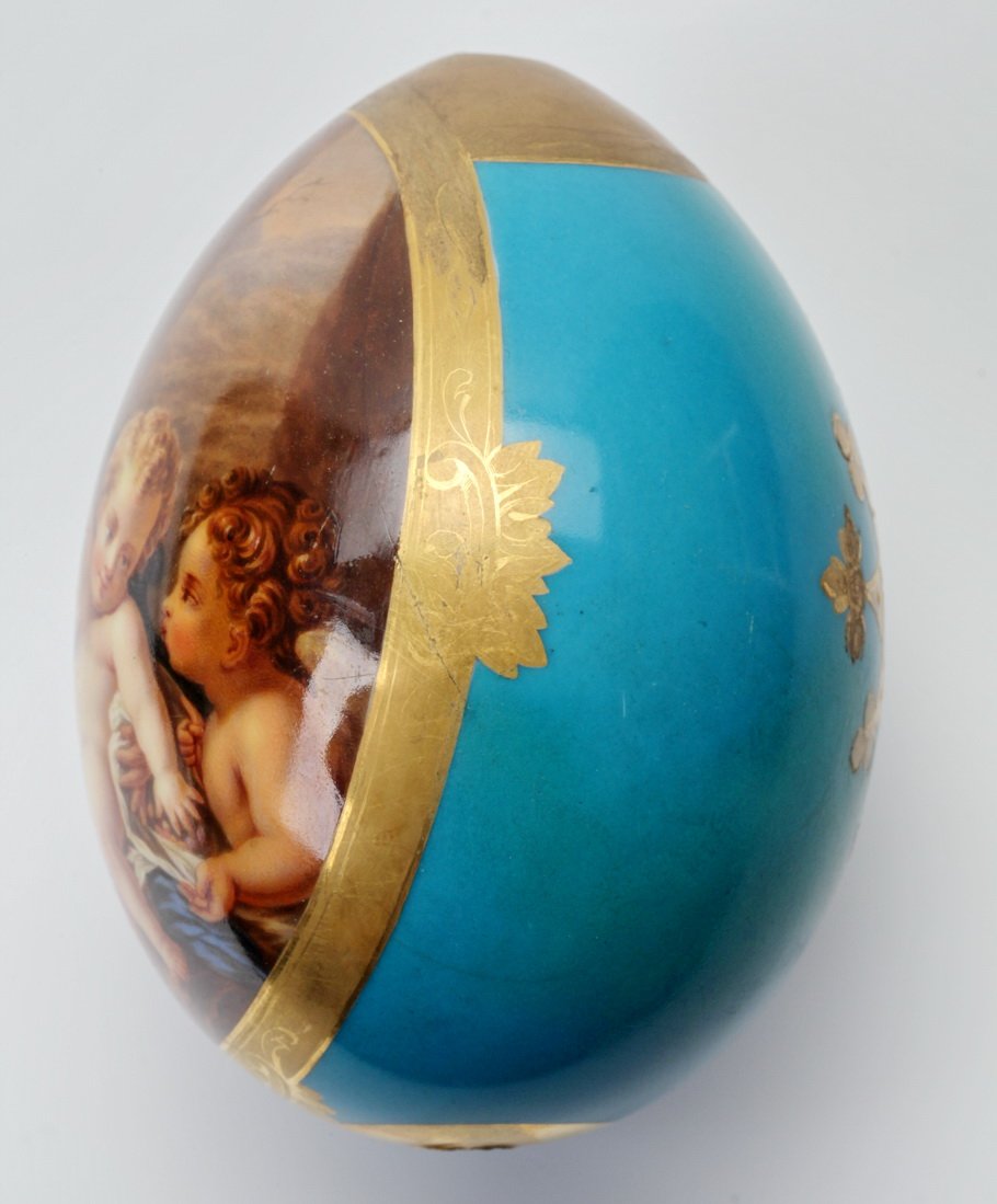 Russian porcelain easter egg. Signed Fedor Tarachkov. — image 3