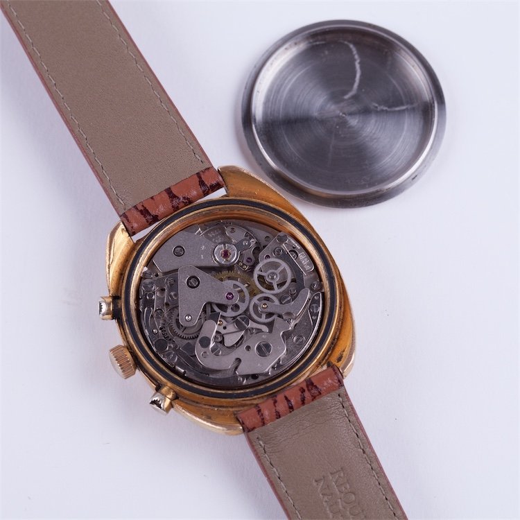 Dreffa Rectangular calender chronograph wristwatch. — image 3