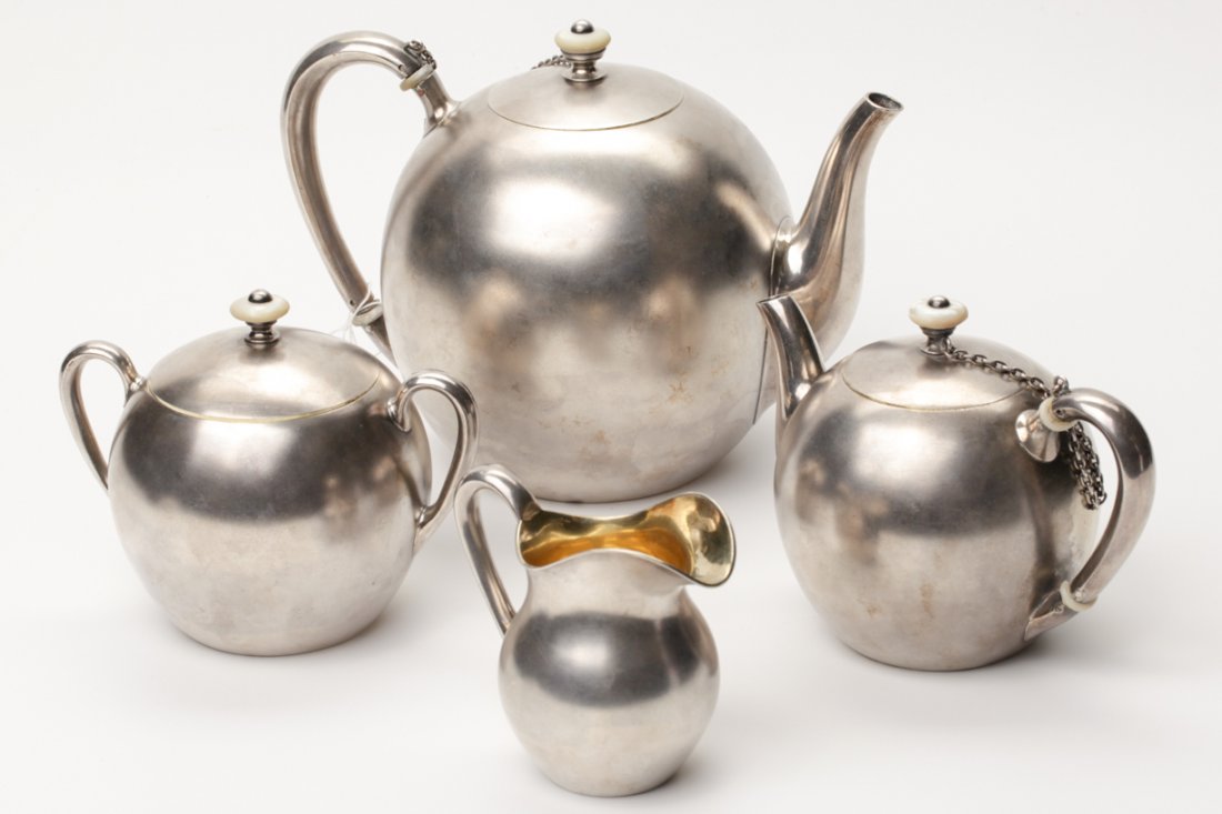 Russian silver coffee and tea service. — image 1
