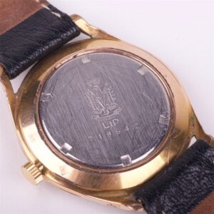 "Lip" metal mechanical mens wristwatch with calendar. — image 4