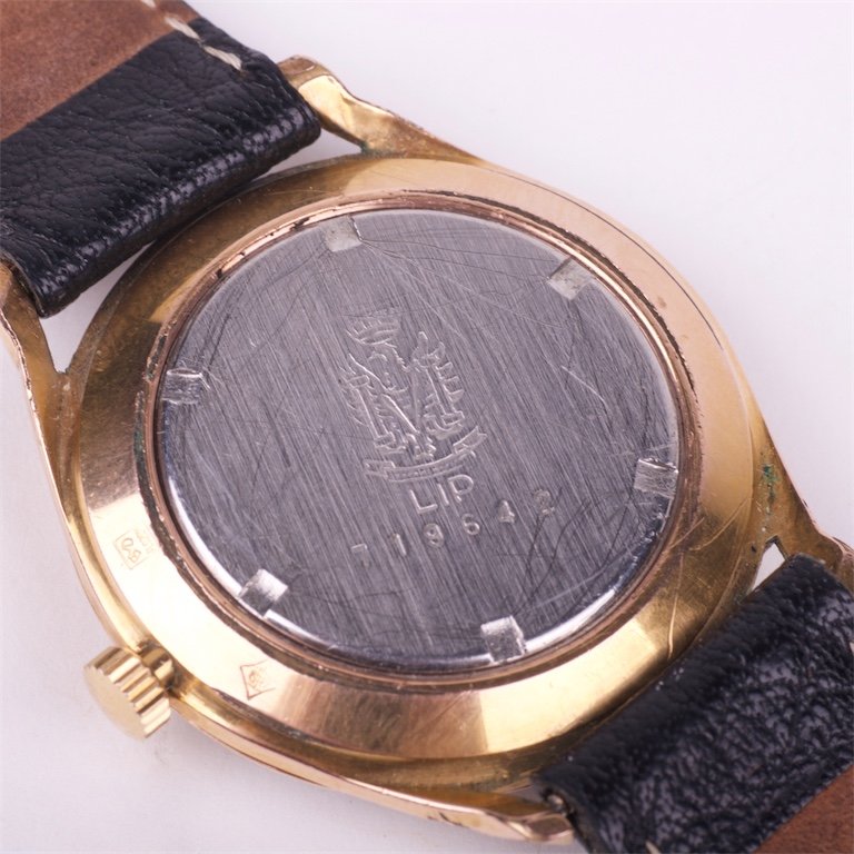 "Lip" metal mechanical mens wristwatch with calendar. — image 4