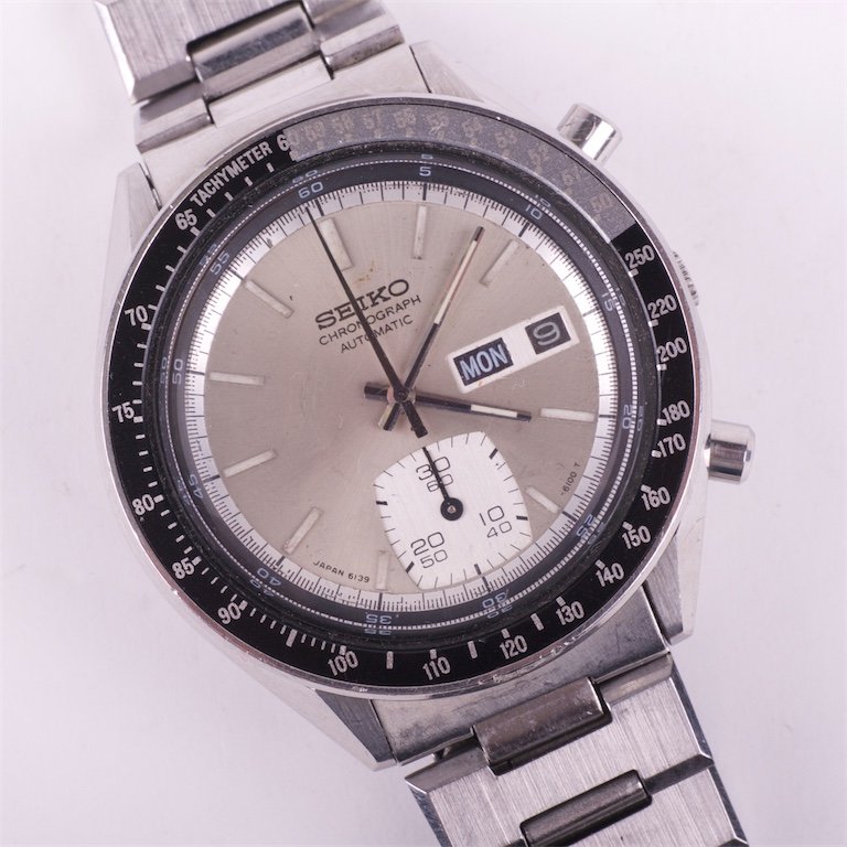 "Seiko" automatic chronograph mens wristwatch. — image 1
