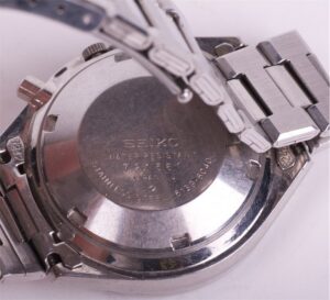 "Seiko" automatic chronograph mens wristwatch. — image 3