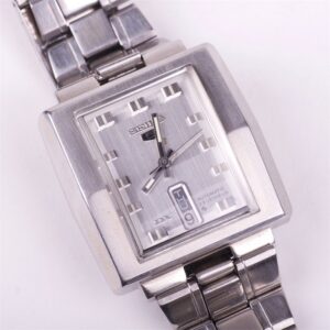 Vintage automatic mens wristwatch Seiko DX. — image 1