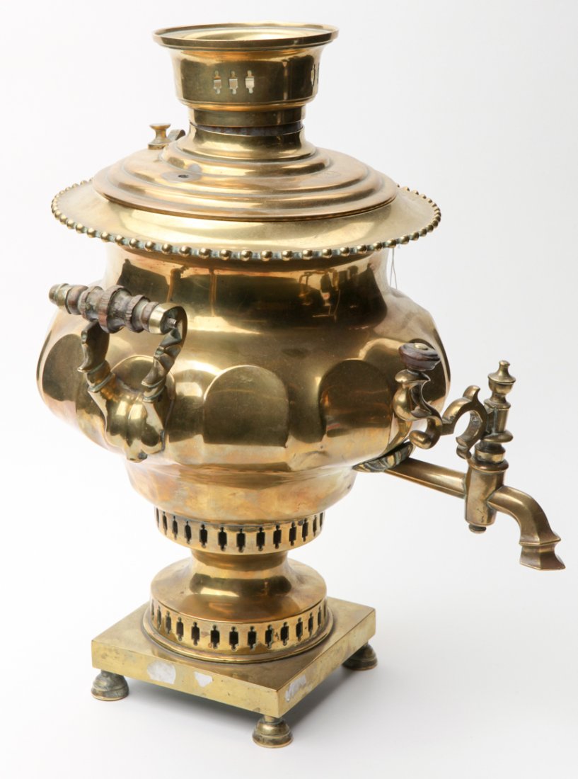 Russian imperial samovar. — image 3