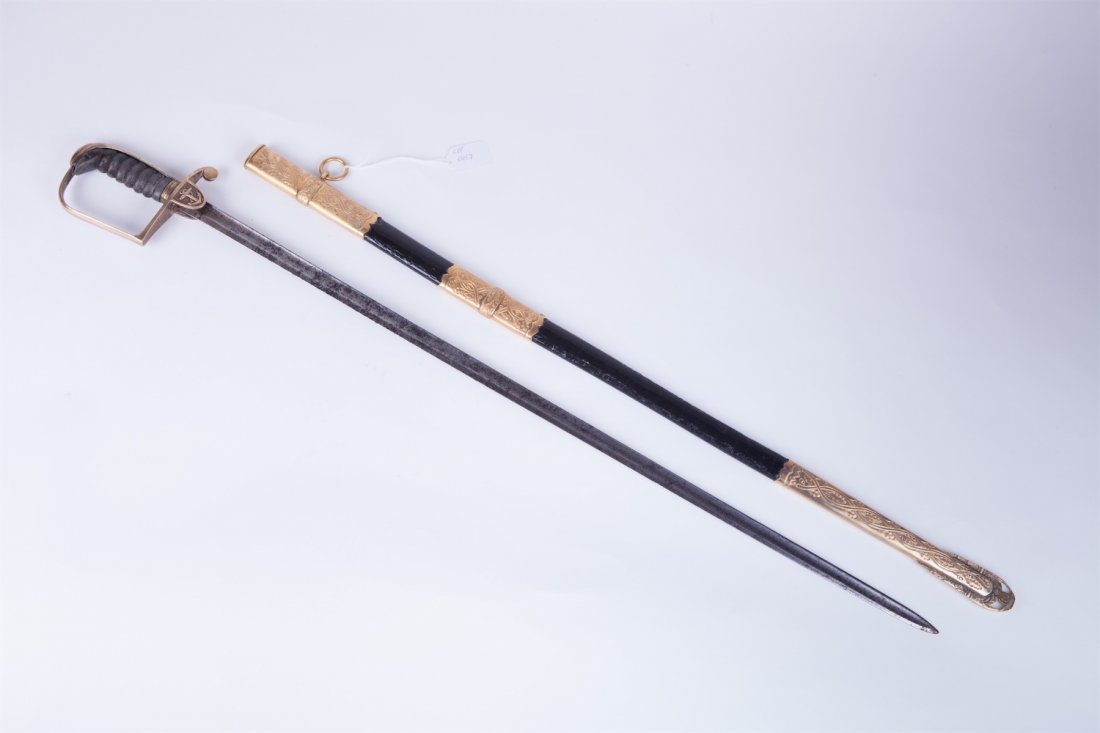 Unknown navy officer sword. — image 2
