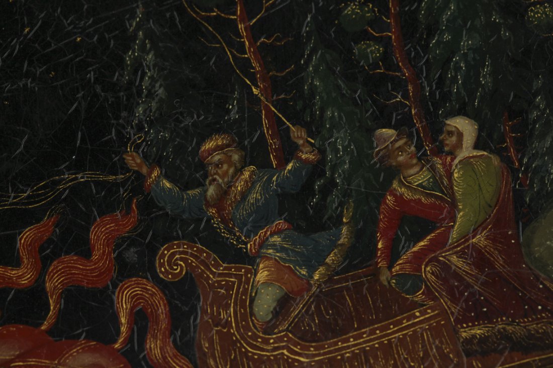 Two Russian lacquer plates. — image 7