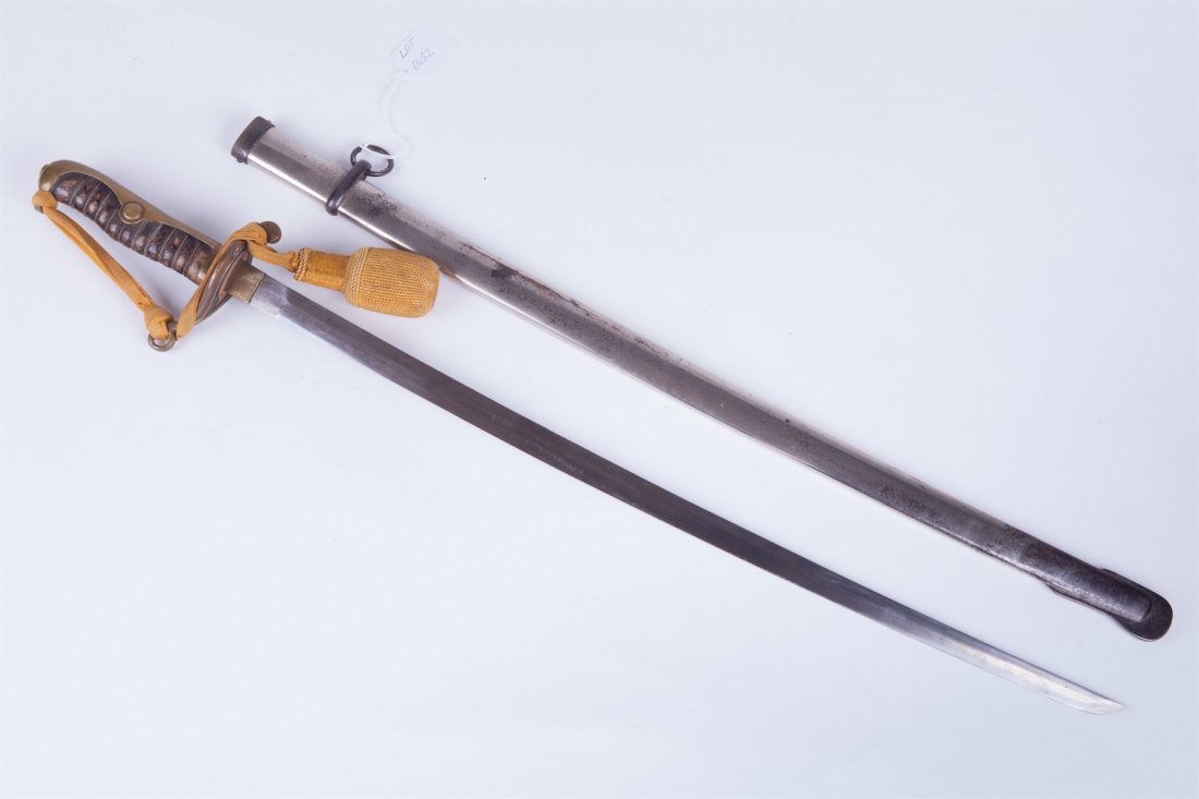 Japanese short NCO police sword. — image 1