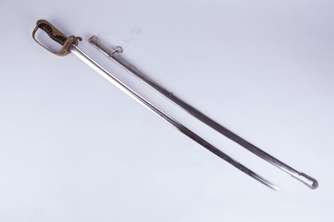 WWII Japanese Cavalry Sword Saber. — image 4