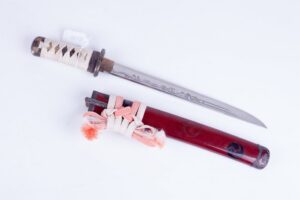 Tanto koshirae with silver fittings. — image 1