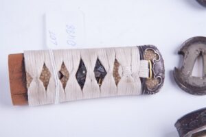 Tanto koshirae with silver fittings. — image 7
