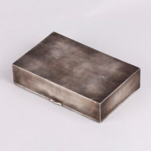 A Russian silver-gilt cigar box. Petersburg — image 3