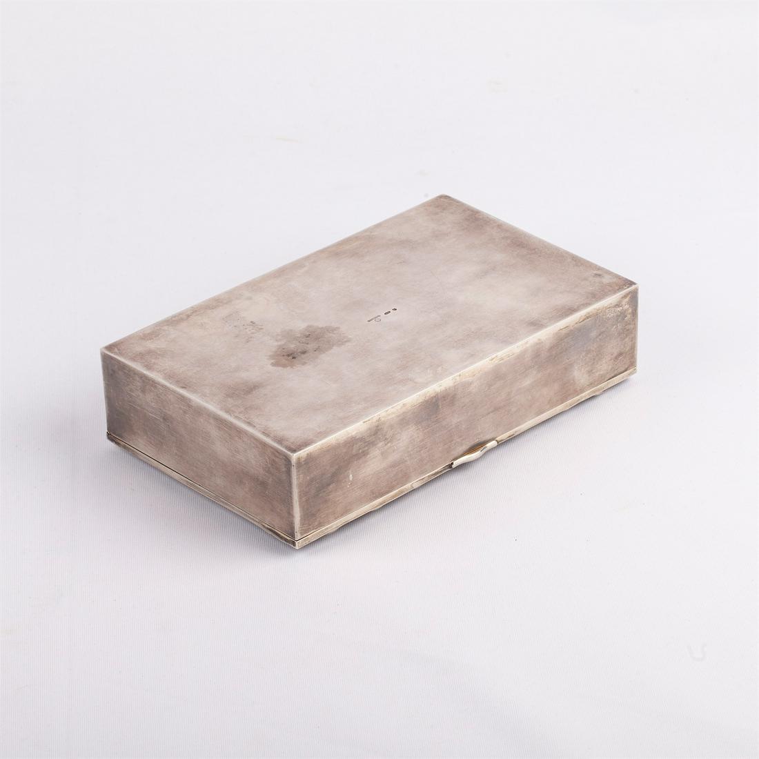 Russian silver-gilt and gem-set cigar box — image 4