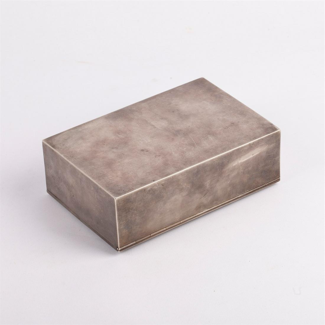 A Faberge silver-gilt and gem set cigar box — image 3