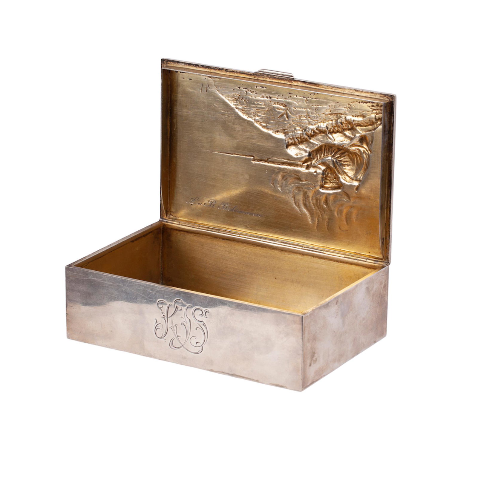 A Russian silver-gilt cigar box "Sniper" — image 2