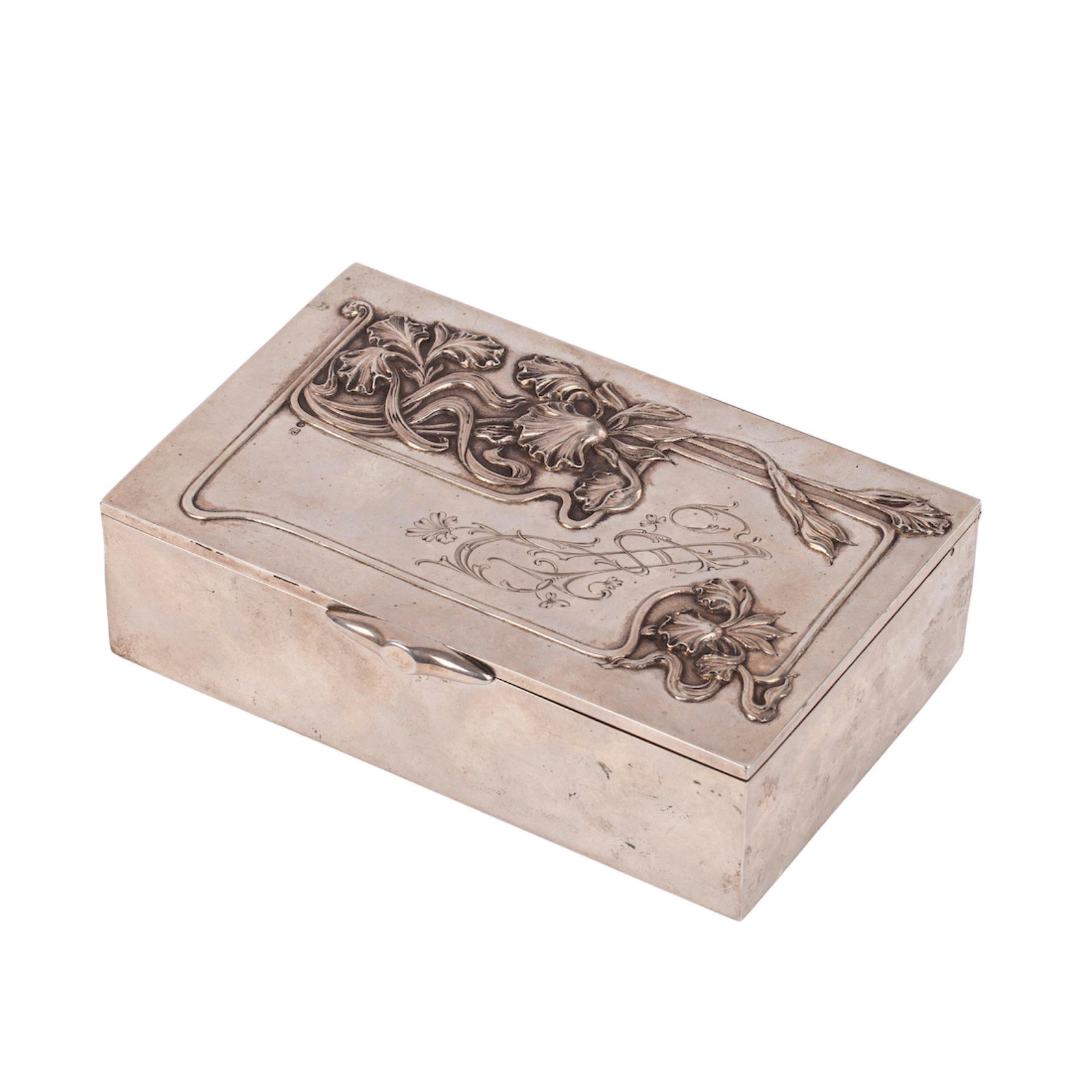 A Russian Art Nouveau silver cigar box — image 1