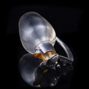 A Russian silver-gilt and cut-glass decanter — image 4