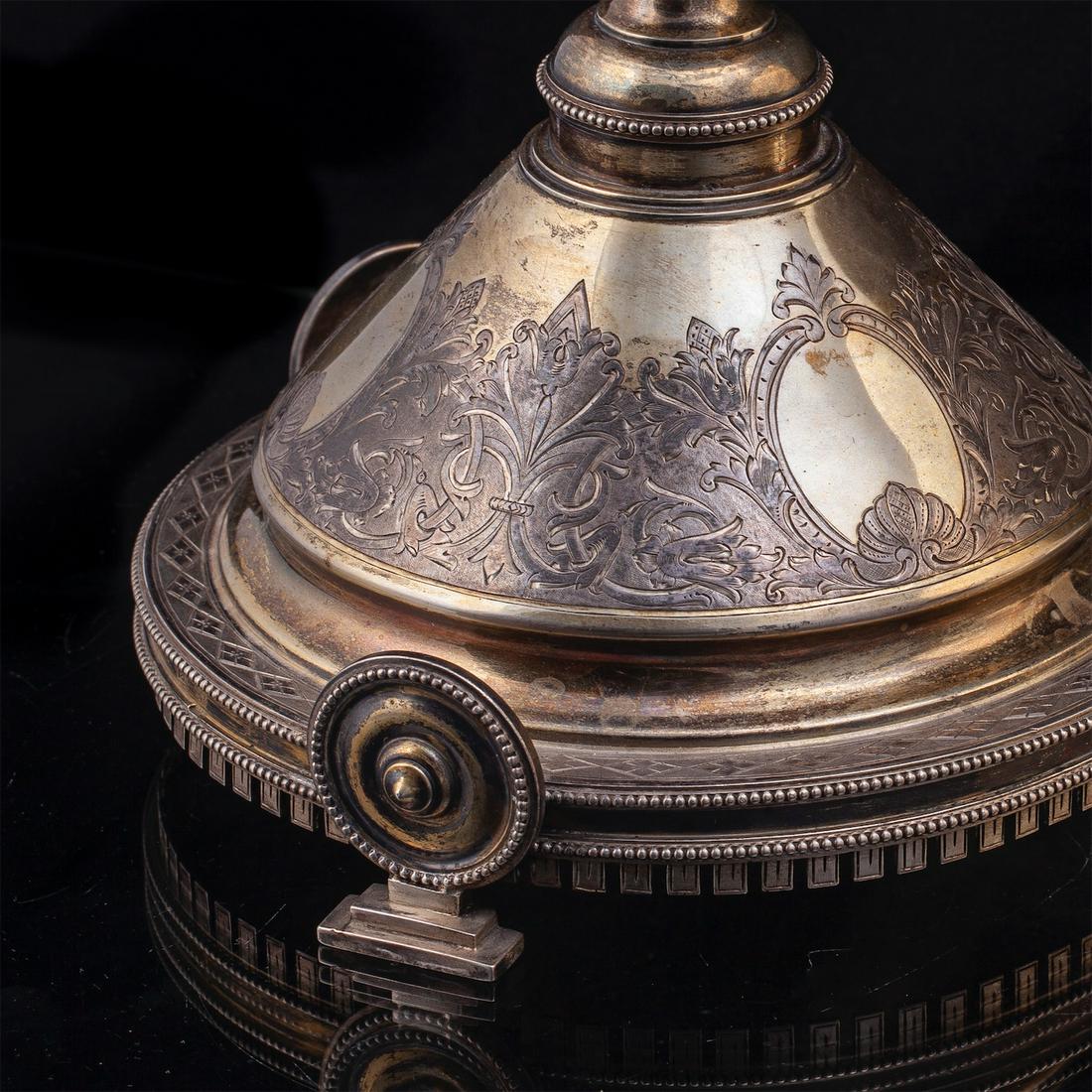 A Russian style silver-gilt and cut-glass vase — image 3