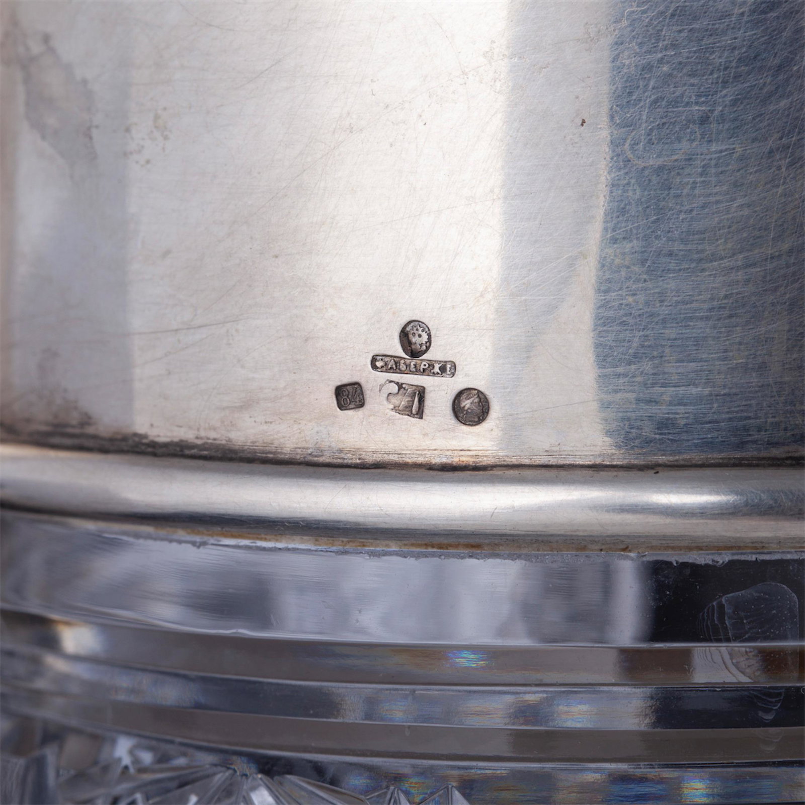 A massive Faberge carafe with refrigerator — image 6