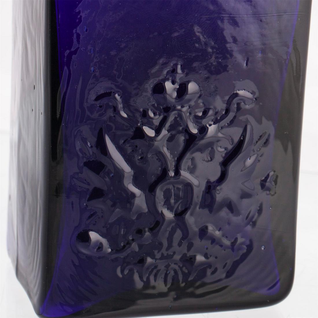 An interesting Russian blue glass shtof — image 4