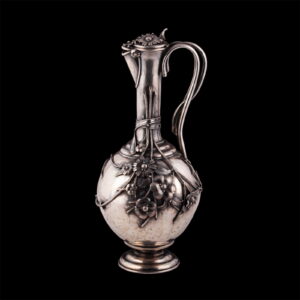 An elegant Russian silver-gilt decanter — image 1