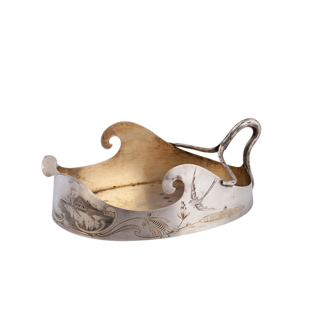 A Russian Art Nouveau style silver-gilt kovsh — image 1