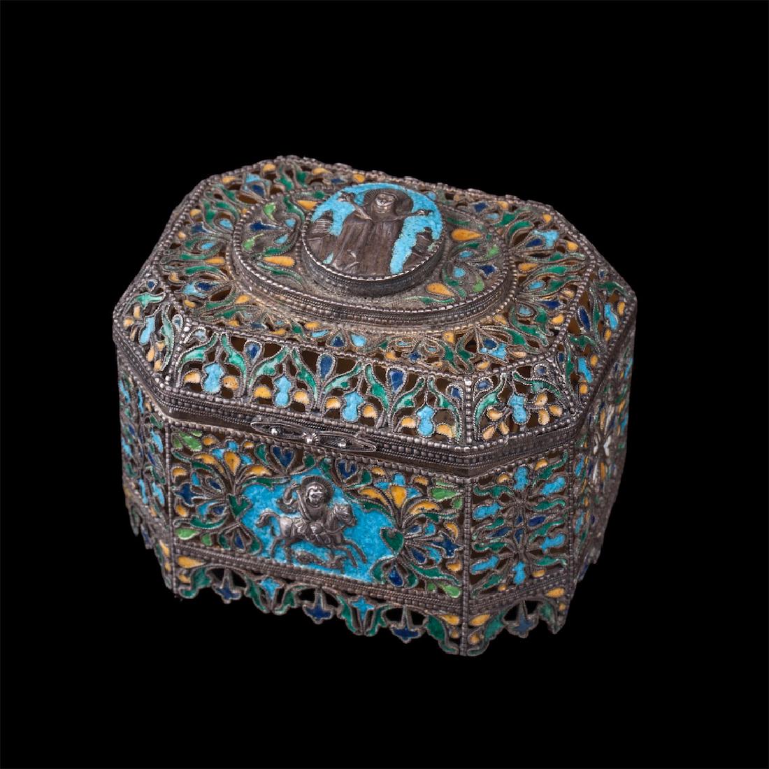 Very rare Russian silver-gilt and enamel casket — image 1
