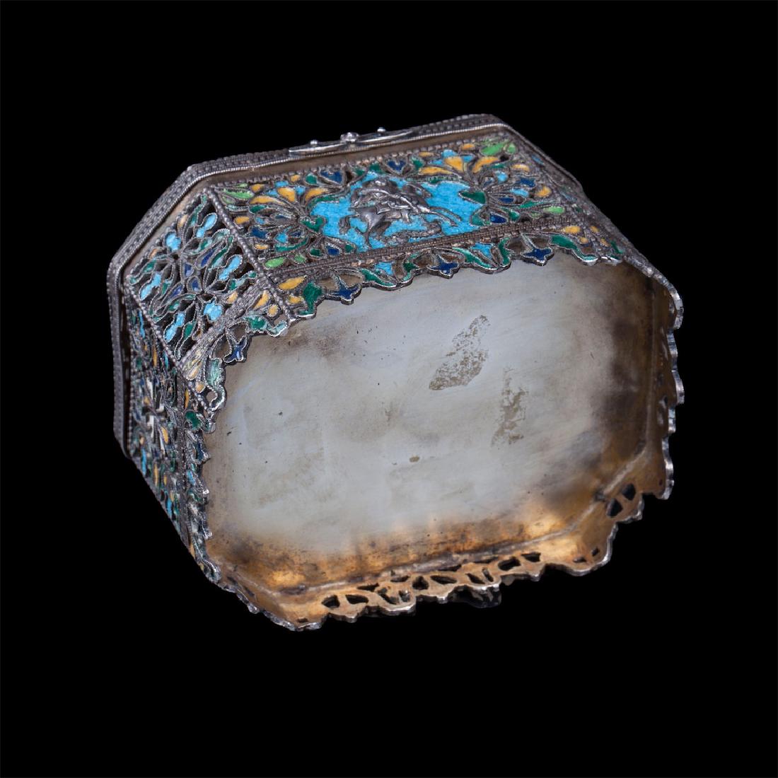 Very rare Russian silver-gilt and enamel casket — image 4