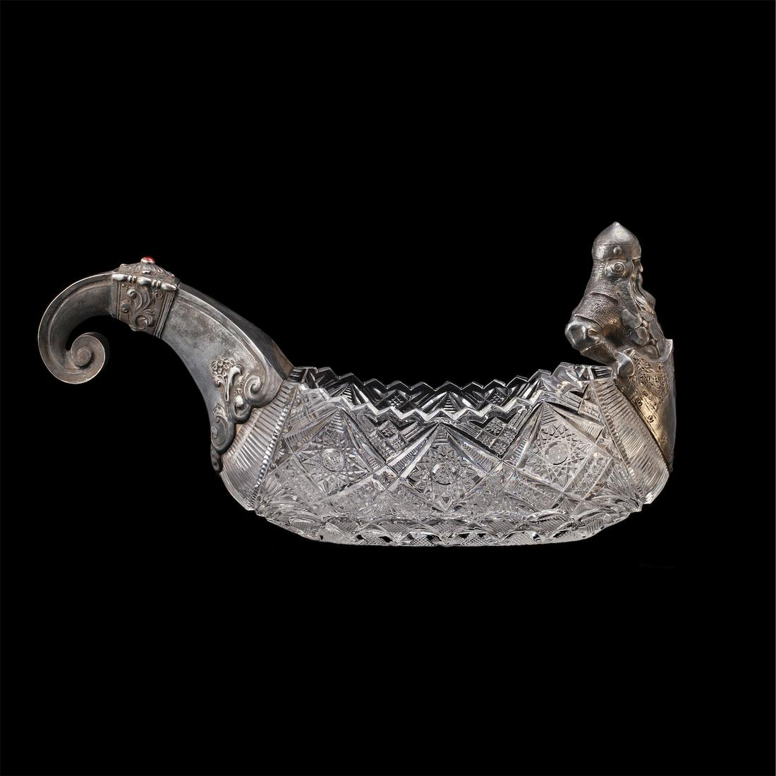 A grand Russian Bogatyr gem-set kovsh — image 2