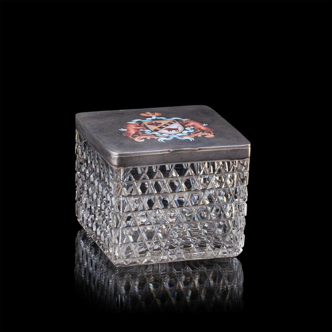 A rare Faberge silver-gilt, cut-glass casket — image 1